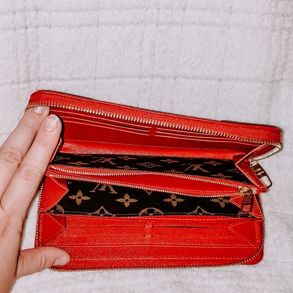 Louis Vuitton Purse and Wallet Set - Picture 3 of 9